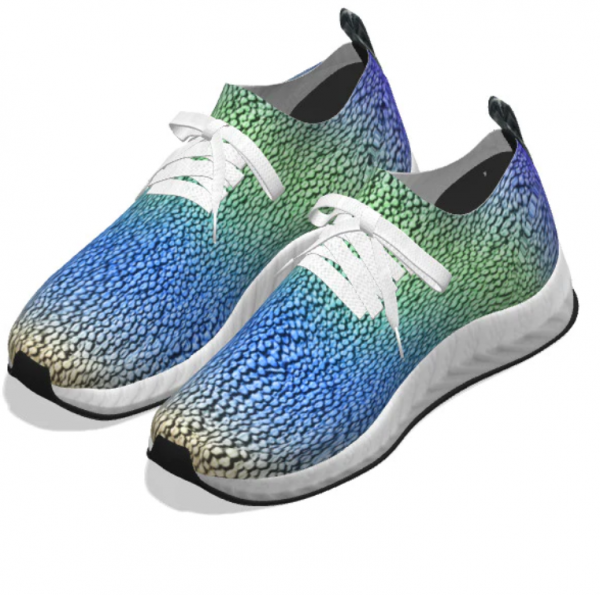 Sneaker dengan warna gradasi yang menarik